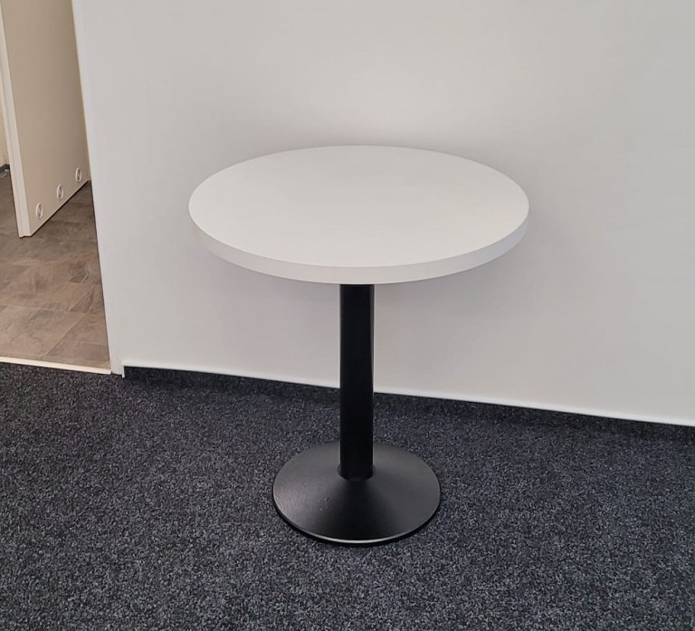 Kancelářský nábytek